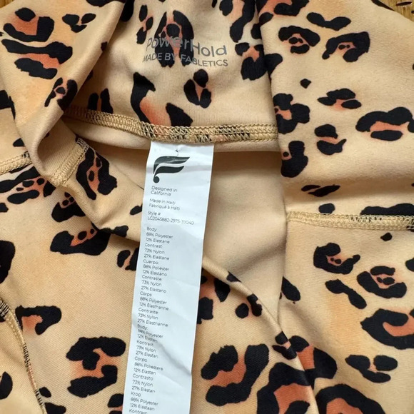 Fabletics Define PowerHold High-Waisted 7/8 Legging, Size M - Picture 10 of 15